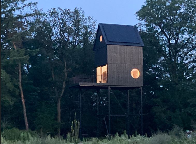 De hoogte in - vakantiehuis op palen Foto